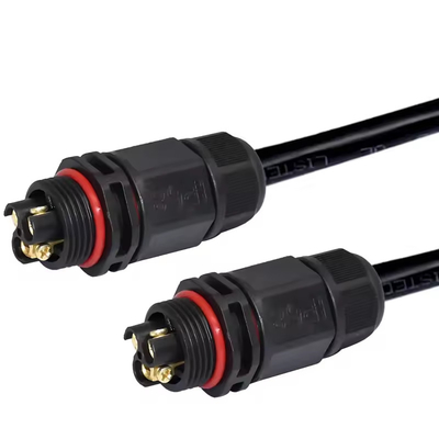 Wasserdichtes Stromanschluss mit schwarzer Beschichtung mit Nennspannung 250 V AC und Kontaktwiderstand von 10 MΩ